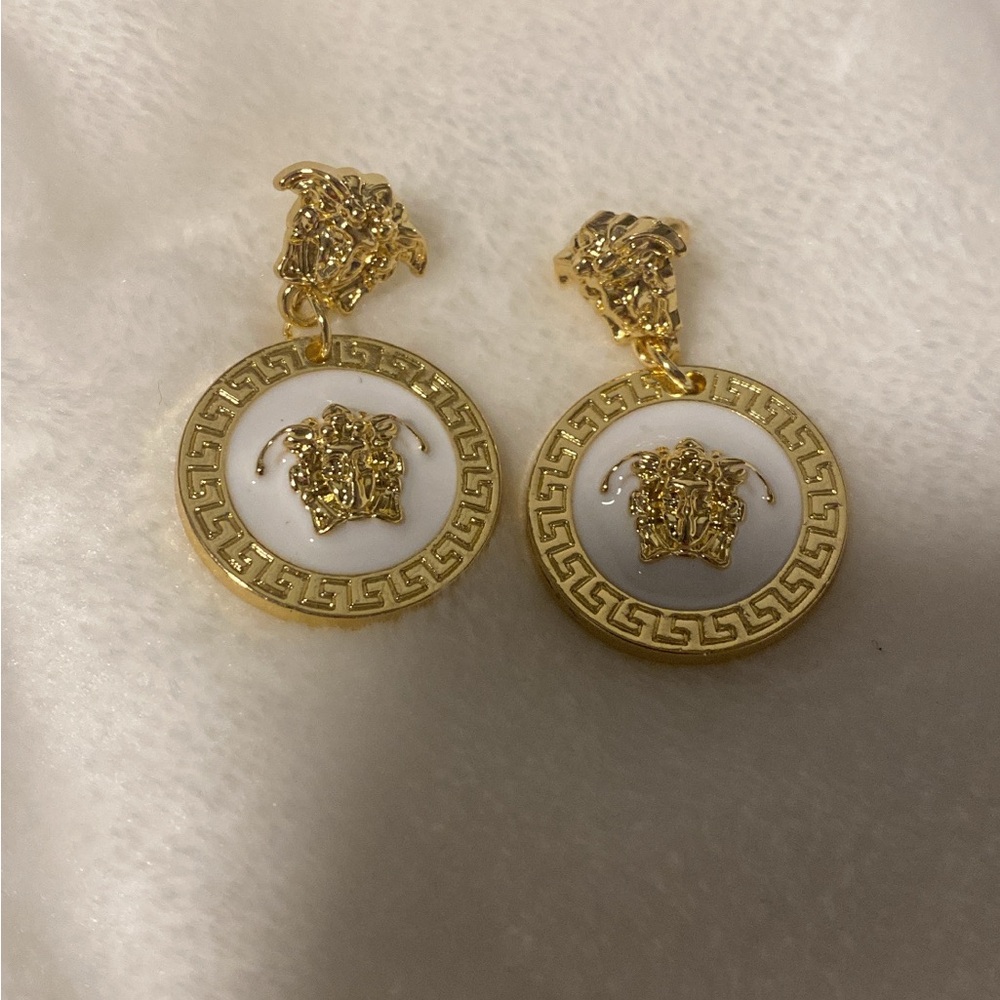 Women’s Fashion earrings